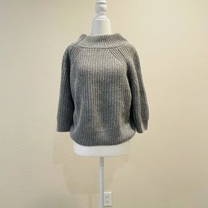 Women’s knit Sweater